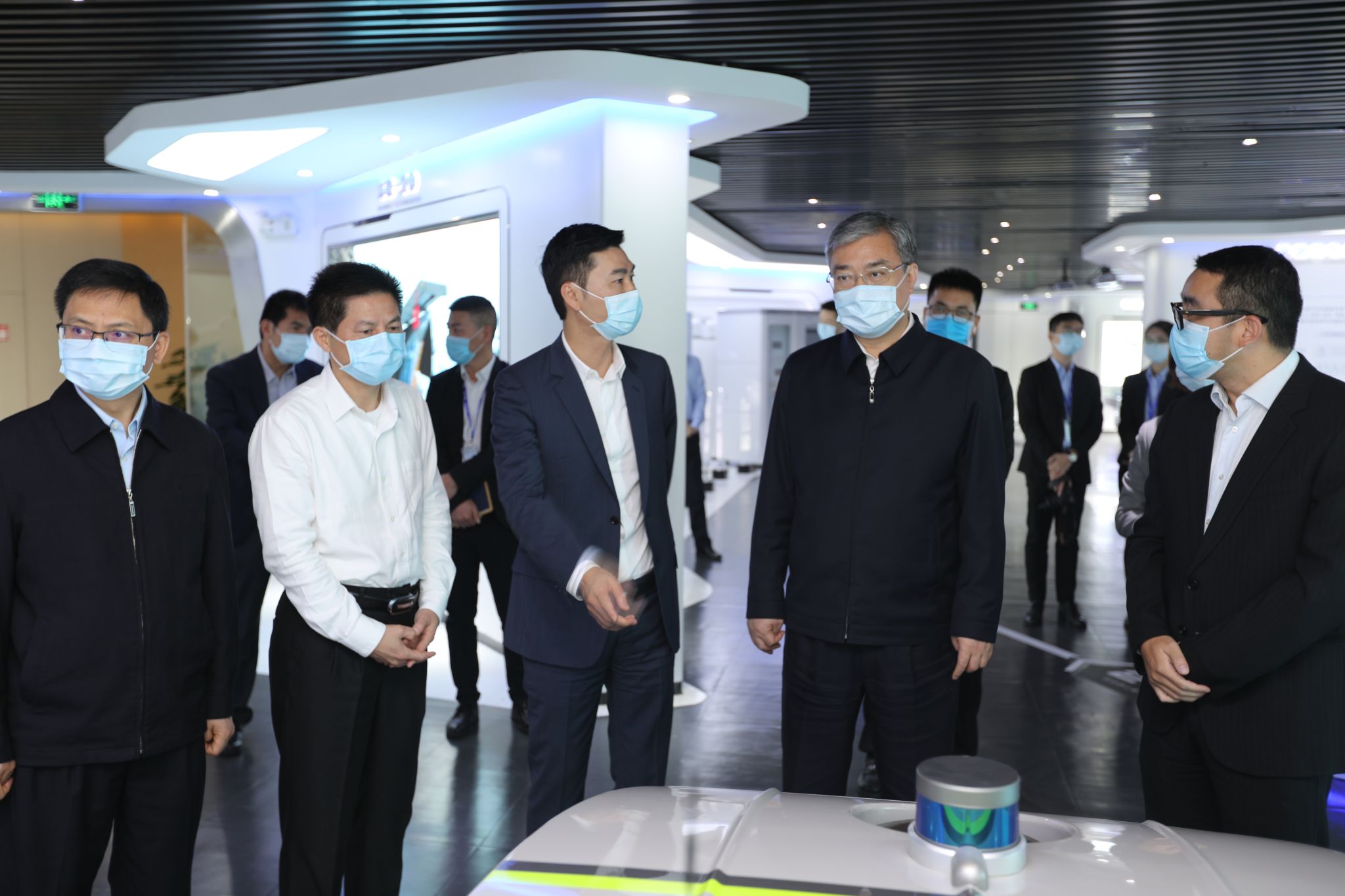 佛山市委書記魯毅調(diào)研盈峰環(huán)境，鼓勵企業(yè)再接再厲創(chuàng)新高